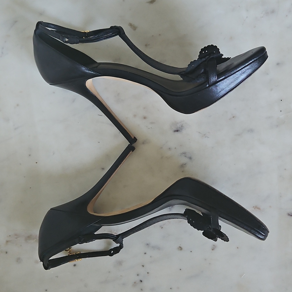 DIOR: Logo Charm And Ruffle Heels - Picture 5 of 10